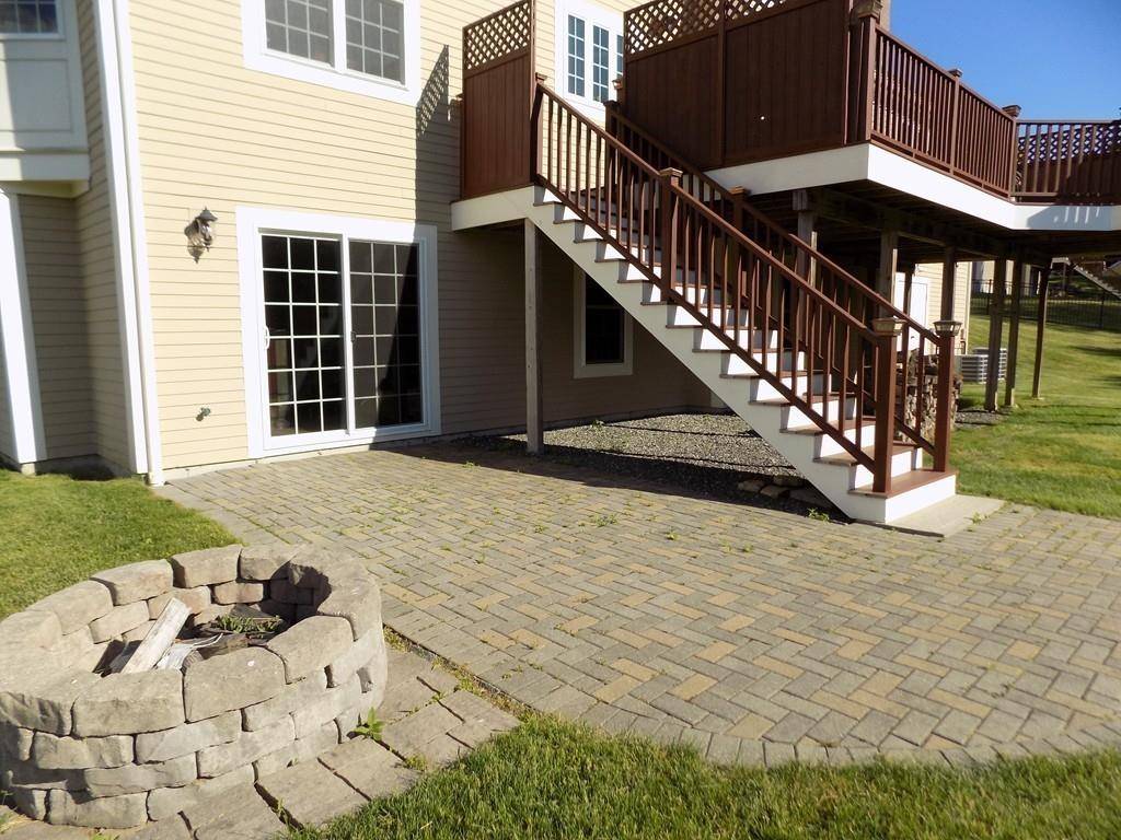 Shrewsbury, MA 01545,14 Appaloosa Dr