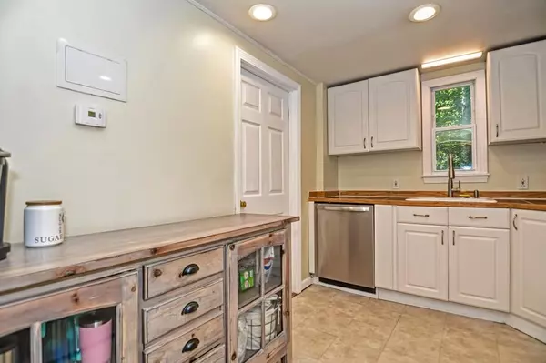 East Bridgewater, MA 02333,89 Washington St