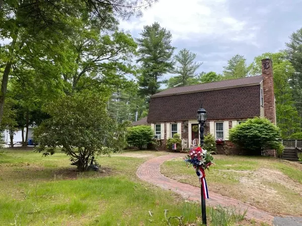 Rochester, MA 02770,41 Walnut Plain Road