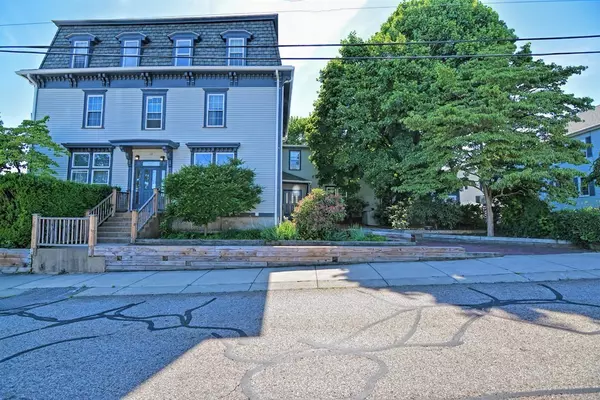 12 Walnut St #2, Natick, MA 01760