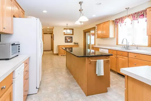 Pepperell, MA 01463,22 Brookline St