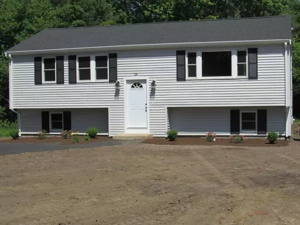 34 Popes Point Rd, Carver, MA 02330