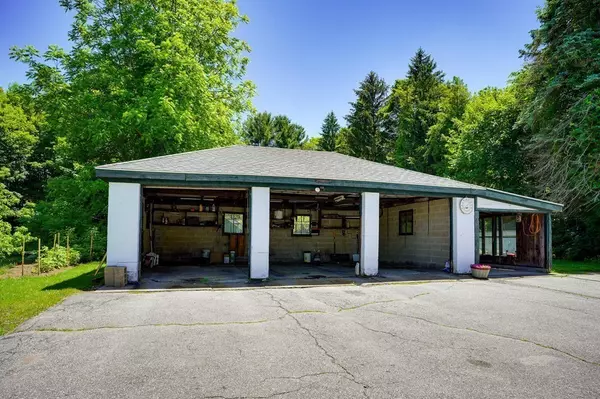 Millbury, MA 01527,21 Sycamore St.