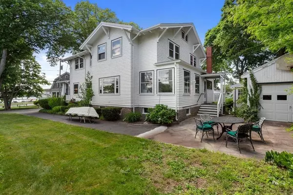 Nahant, MA 01908,56 Valley