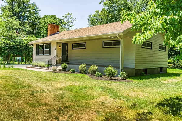 North Reading, MA 01864,4 Oakland Road