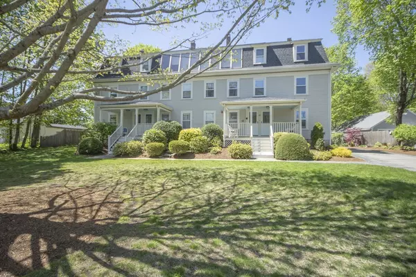 10 Green St #12A, Medfield, MA 02052