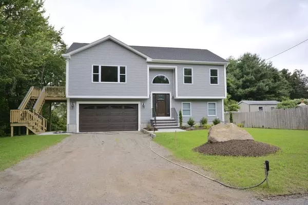 105 Porter Street, Acushnet, MA 02743