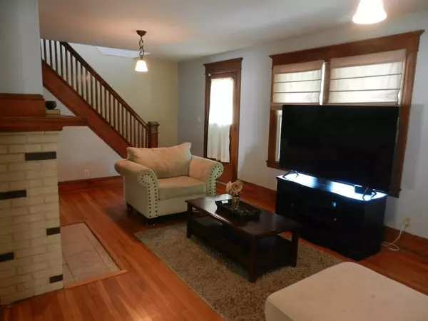 Springfield, MA 01118,44 Howes St