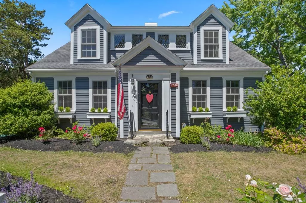 Cohasset, MA 02025,183 Sohier St