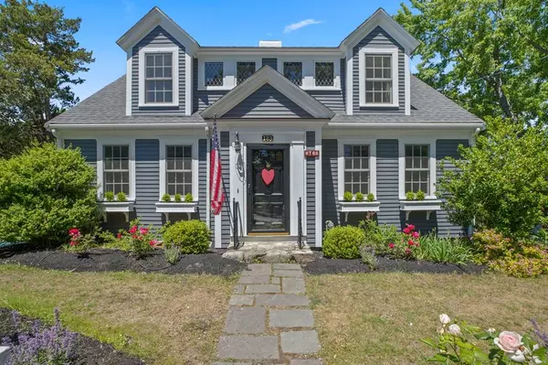 183 Sohier St, Cohasset, MA 02025