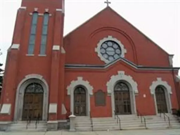 Fall River, MA 02720,160 Linden