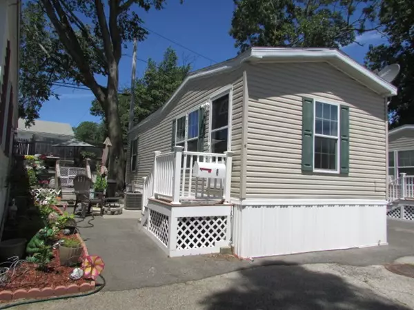 6 Cynthia Circle, Weymouth, MA 02188