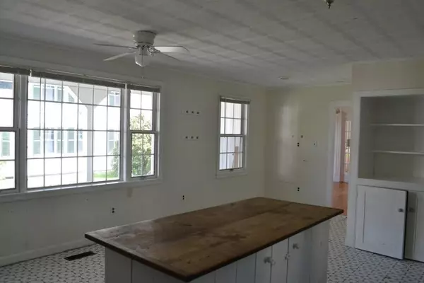 Barre, MA 01005,126 Pleasant St