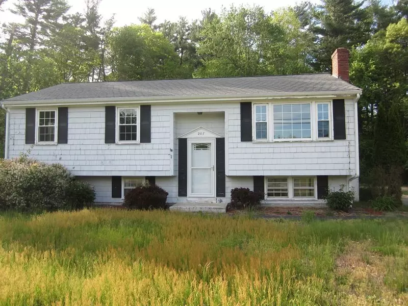 207 Gorwin Dr, Hanson, MA 02341