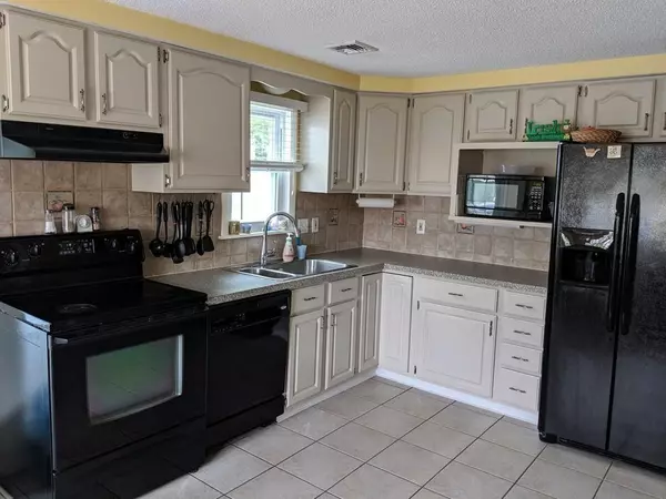 Springfield, MA 01119,22 Hiram Ave