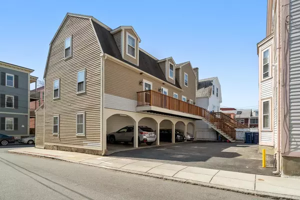 132 Derby Street #5, Salem, MA 01970