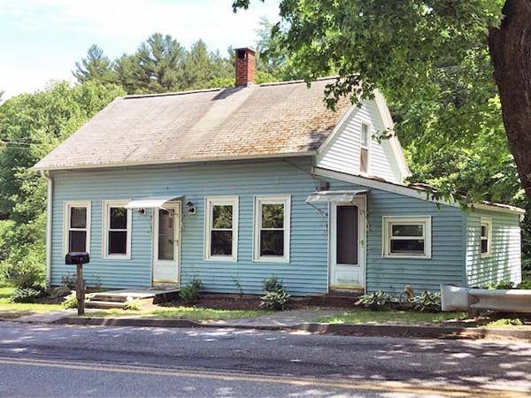 Douglas, MA 01516,42 South Street