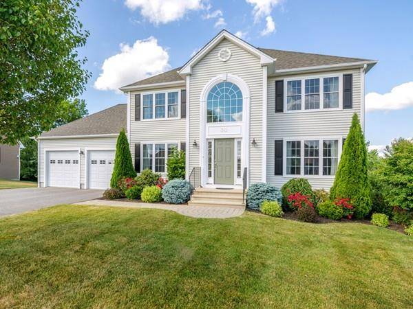 30 Vista Cir, Holden, MA 01520