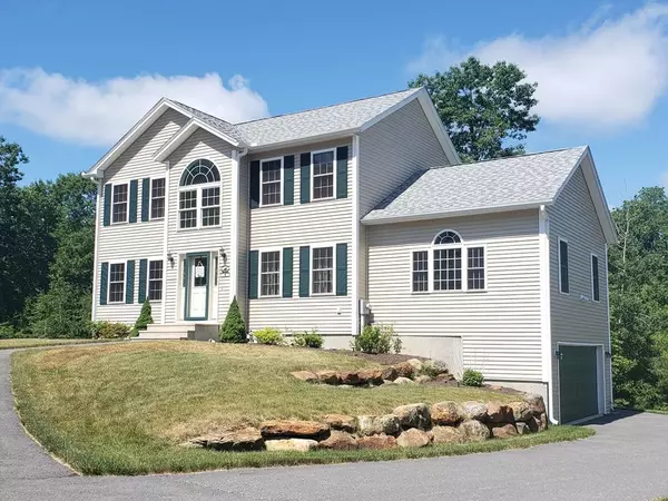 8 Lafayette Rd, Templeton, MA 01468