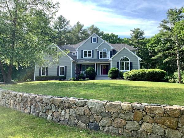 7 Winterberry Ln, Westport, MA 02790