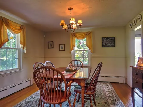Abington, MA 02351,4 W Chapel St