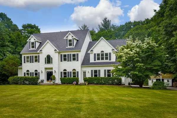 30 Bogastow Brook Rd, Sherborn, MA 01770