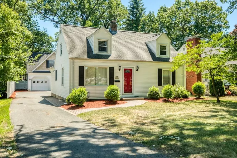 395 Kings Hwy, West Springfield, MA 01089