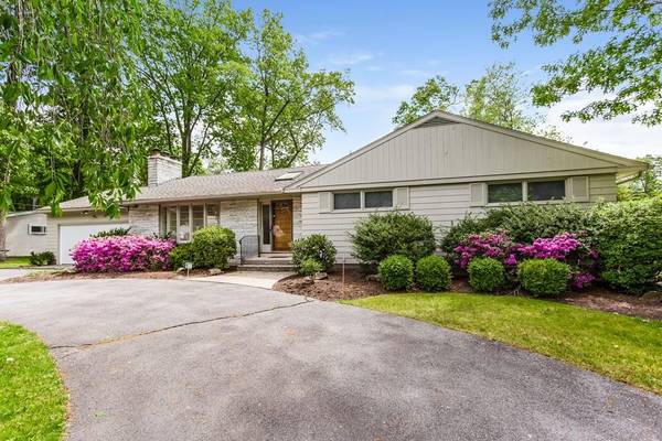 59 Lynnwood Drive, Longmeadow, MA 01106