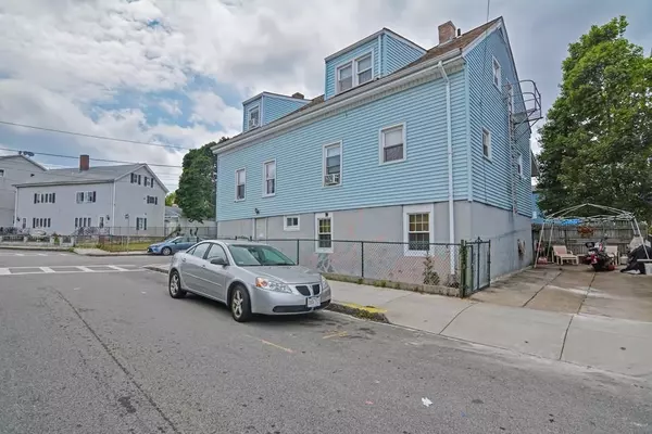 Fall River, MA 02721,161 John St