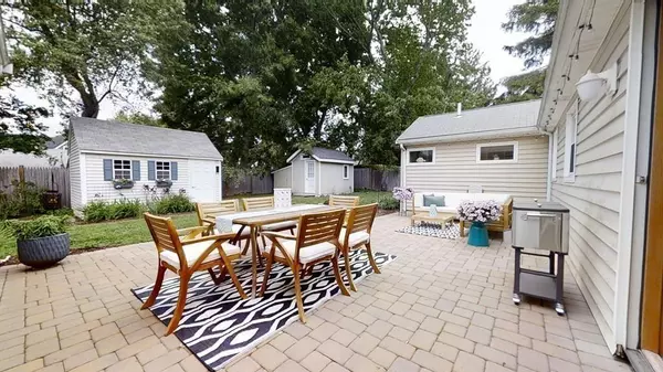 Natick, MA 01760,17 Wentworth Road