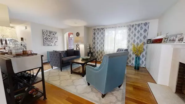 Natick, MA 01760,17 Wentworth Road