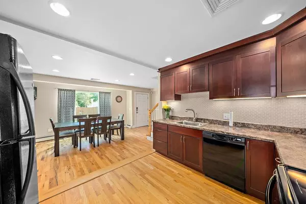 East Bridgewater, MA 02333,16 Metzler Rd