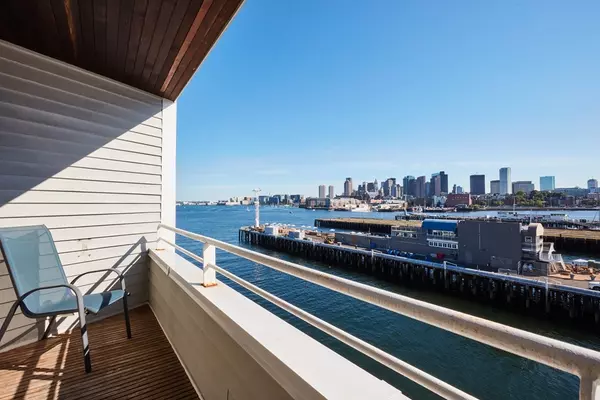 28 Constellation Wharf #28, Boston, MA 02129
