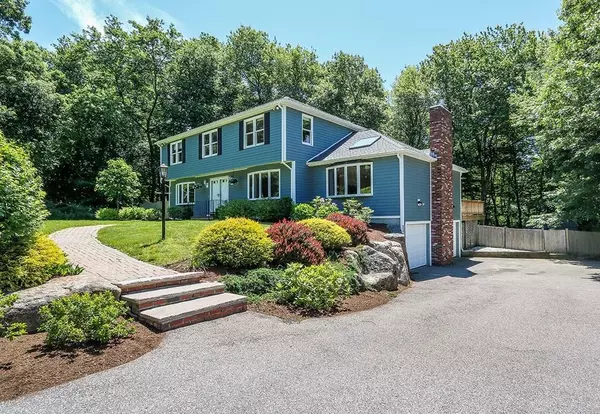 Sharon, MA 02067,18 Heather Way