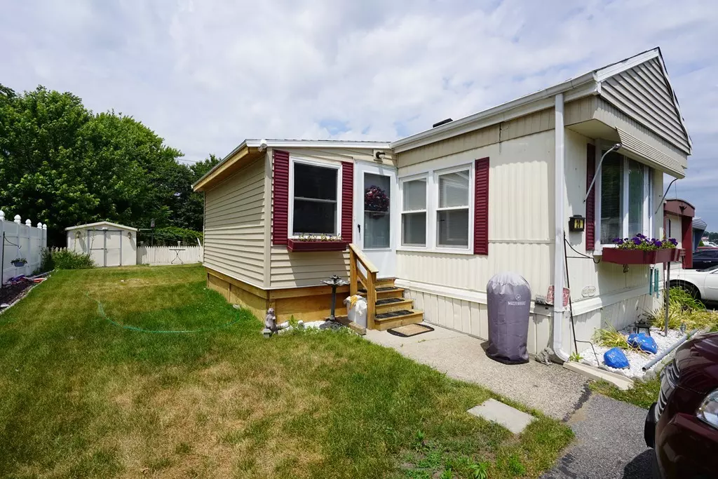 Attleboro, MA 02703,20 Colvin Street