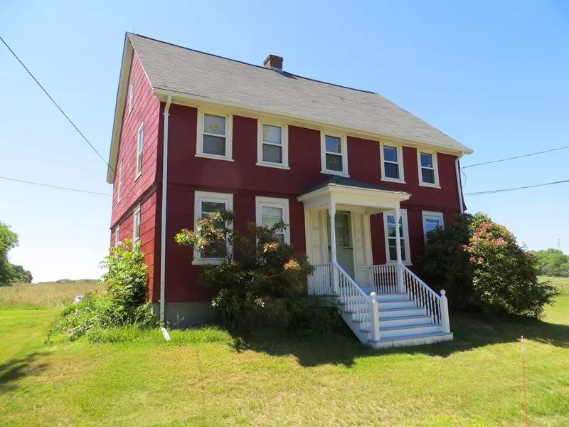 19 Serpentine Rd, Warren, RI 02885