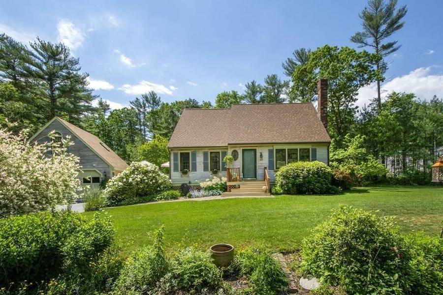 57 Laurel Street, Duxbury, MA 02332