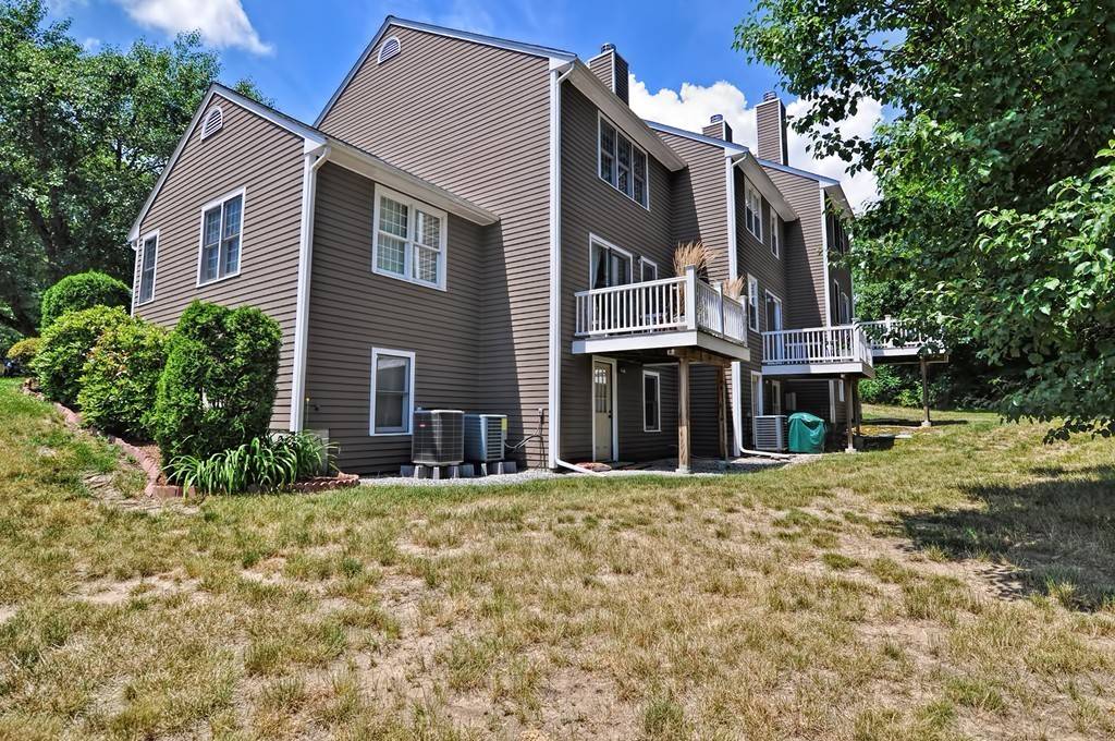 Hopedale, MA 01747,160 Laurelwood Drive #160