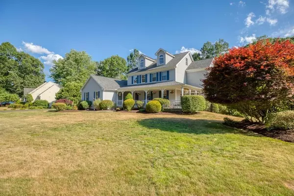 Agawam, MA 01001,29 Lakeview Cir