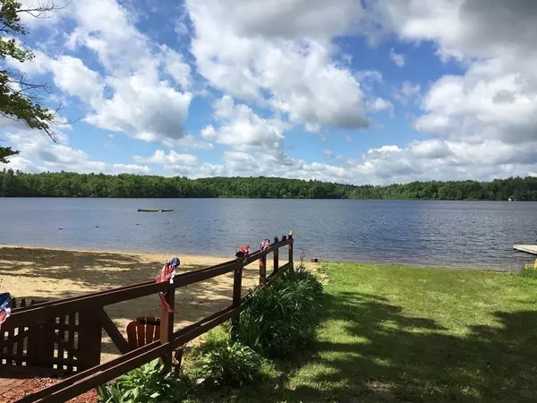 7 Victoria Avenue, Rutland, MA 01543