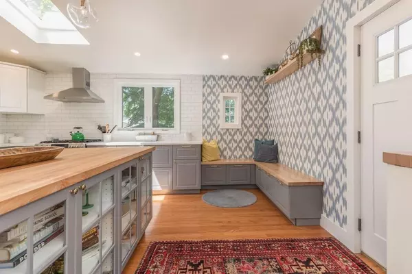 Waltham, MA 02452,9 Orchard