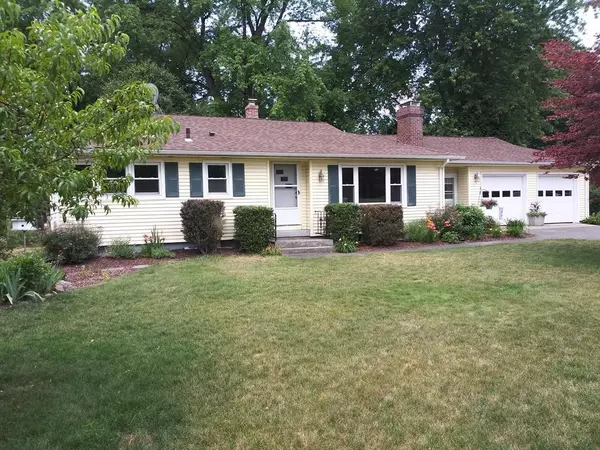 46 Wildwood Ave, Springfield, MA 01118