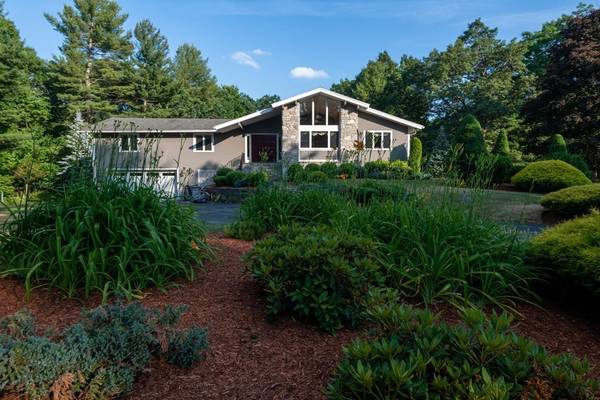 15 Cider Mill Road, Lynnfield, MA 01940