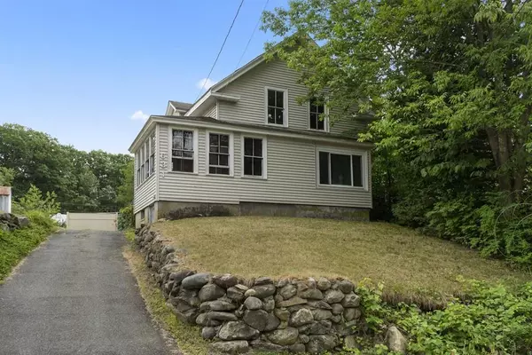 631 Chestnut St, Athol, MA 01331