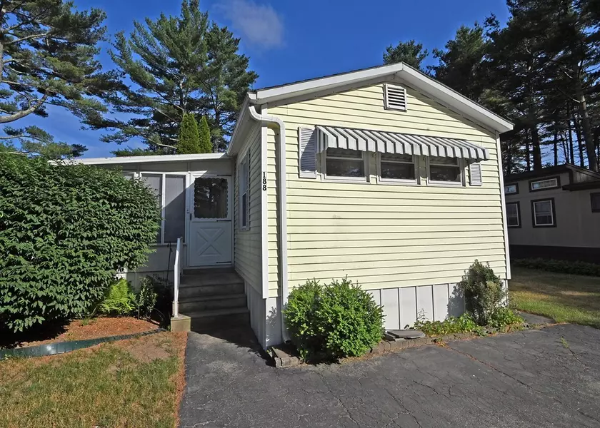 188 Pineview Terrace, Wareham, MA 02576