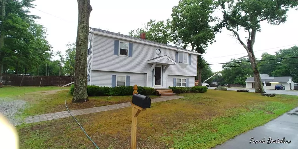 2 Pine St., Salisbury, MA 01952