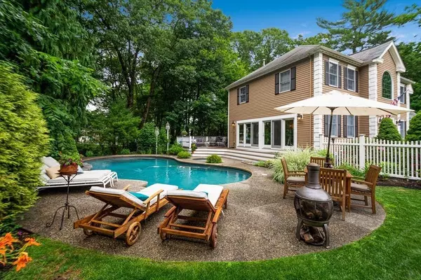 North Reading, MA 01864,6 Whitcomb Way