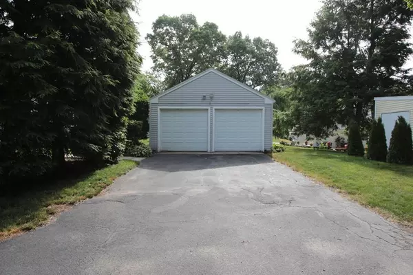 West Springfield, MA 01089,37 Park Drive