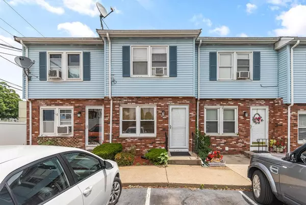 250 Congress Ave #2, Chelsea, MA 02150