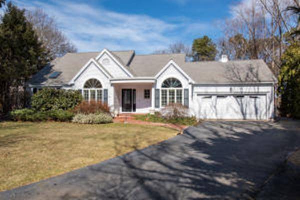 16 Colonial Farm Circle, Barnstable, MA 02648